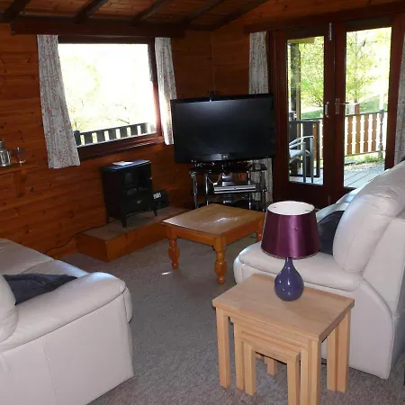 Chalet Boltons Tarn Luxury Log Cabins